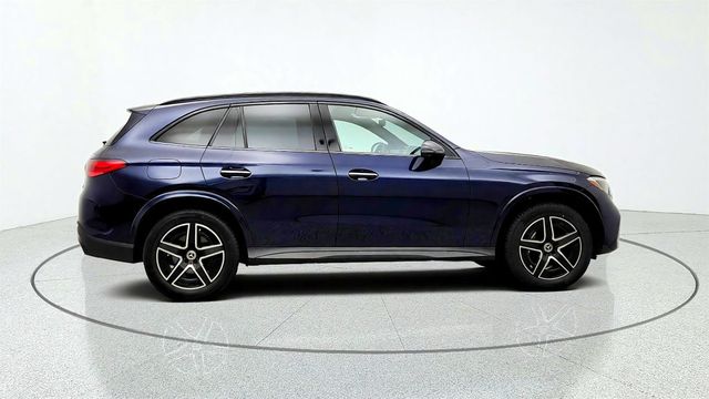2023 Mercedes-Benz GLC GLC 300 4MATIC SUV w/ AMG Line & Exclusive Trim Package - 23070867 - 3