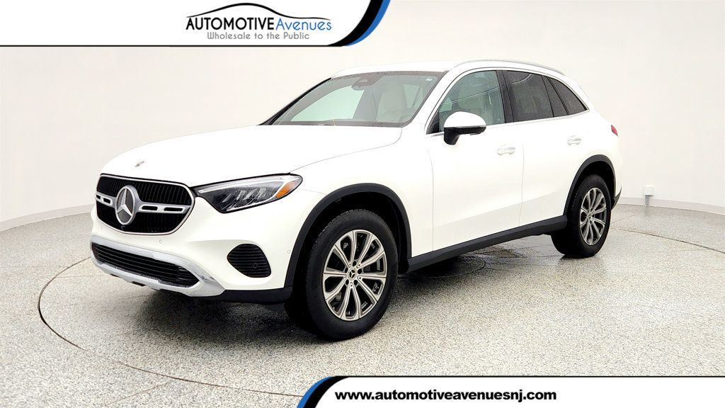 2023 Mercedes-Benz GLC GLC 300 4MATIC SUV w/ Heated Steering Wheel - 22992885 | Video 1