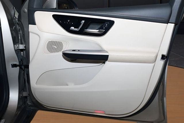 2023 Mercedes-Benz GLC GLC 300 SUV - 22980281 - 17