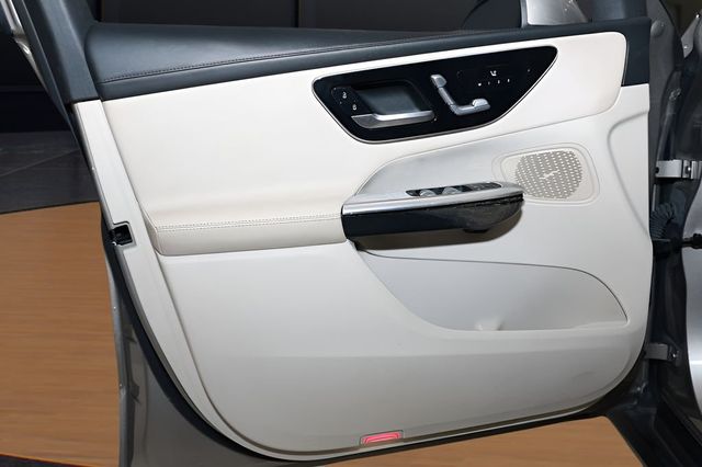 2023 Mercedes-Benz GLC GLC 300 SUV - 22980281 - 21