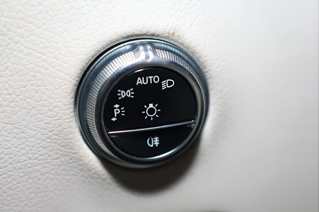 2023 Mercedes-Benz GLC GLC 300 SUV - 22980281 - 25