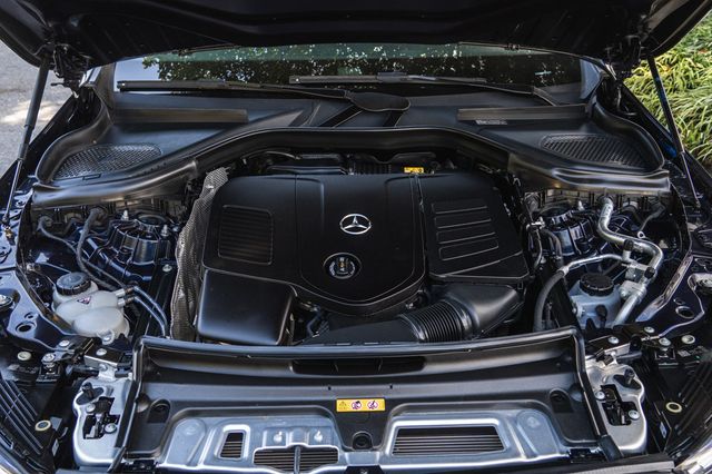 2023 Mercedes-Benz GLC GLC 300 SUV - 23022118 - 32