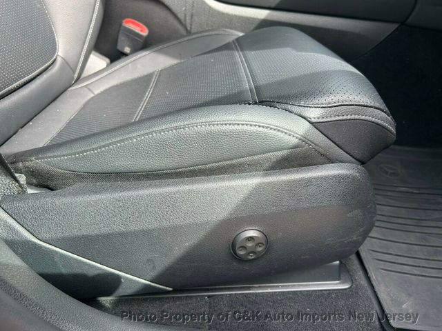 2023 Mercedes-Benz GLC Pano Roof,19" Multispoke Rims,Sirius XM,Heated Steering Wheel - 23028183 - 31