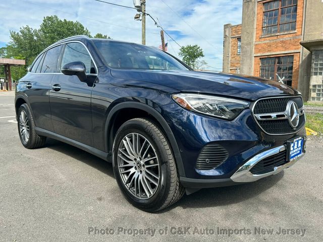 2023 Mercedes-Benz GLC Pano Roof,19" Multispoke Rims,Sirius XM,Heated Steering Wheel - 23028183 - 4