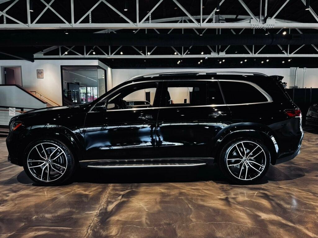 2023 Mercedes-Benz GLS 450/CaptainsChairs/AMG LineExt/SoftCloseDoors/PanoRoof/NAV - 23046986 - 1