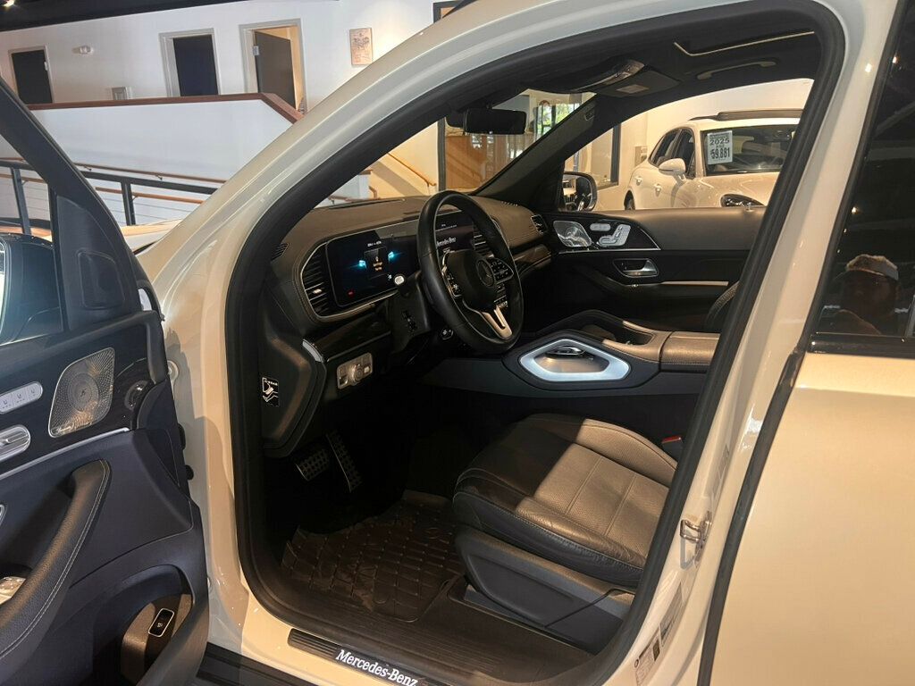 2023 Mercedes-Benz GLS 580/CaptainsChairs/DriverAssistPkg/Warmth&ComfortPkg/TowPkg/NAV - 23019769 - 14