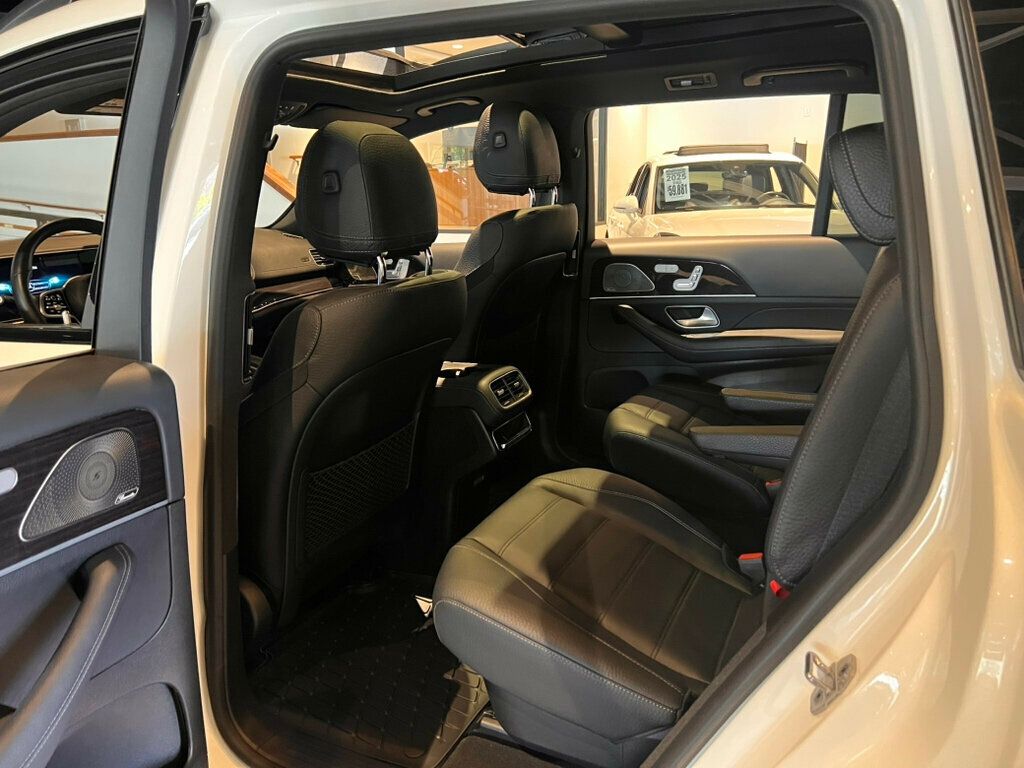 2023 Mercedes-Benz GLS 580/CaptainsChairs/DriverAssistPkg/Warmth&ComfortPkg/TowPkg/NAV - 23019769 - 22