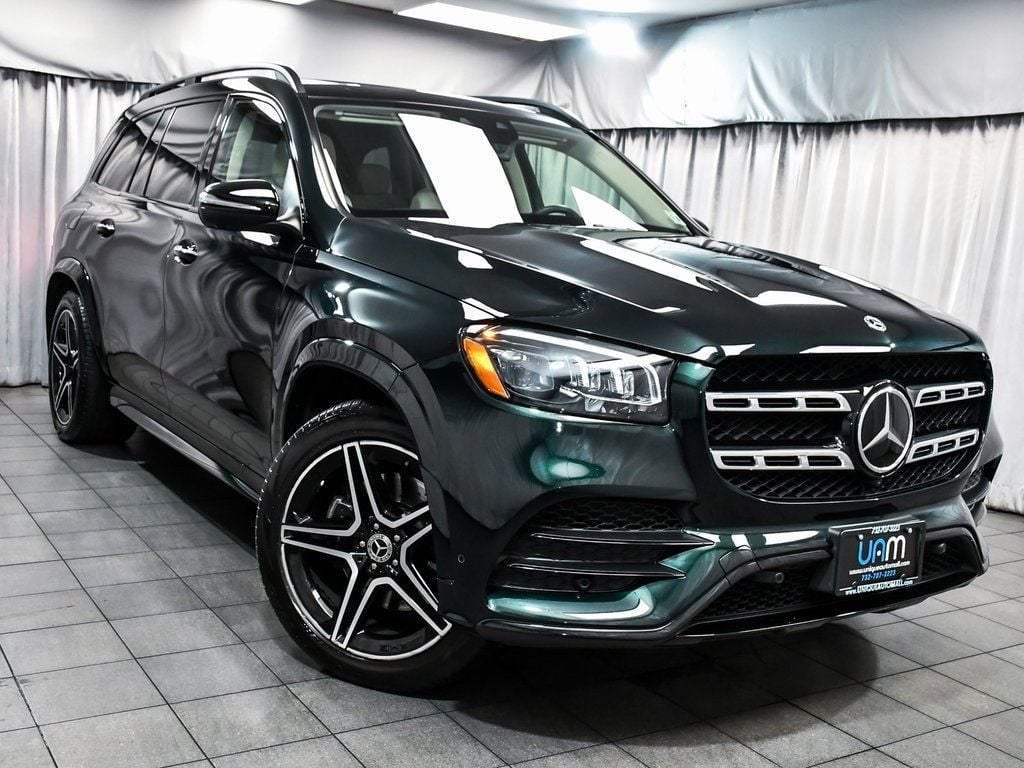 2023 Mercedes Benz GLS 450 4MATIC photo 3