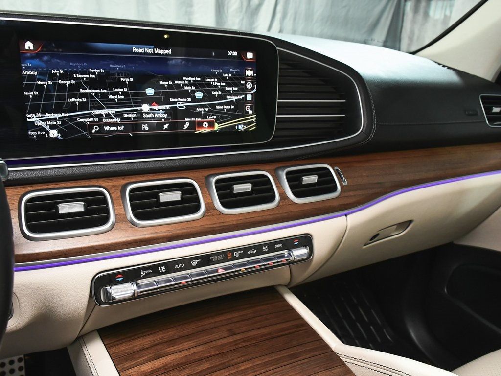 2023 Mercedes Benz GLS 450 4MATIC photo 43