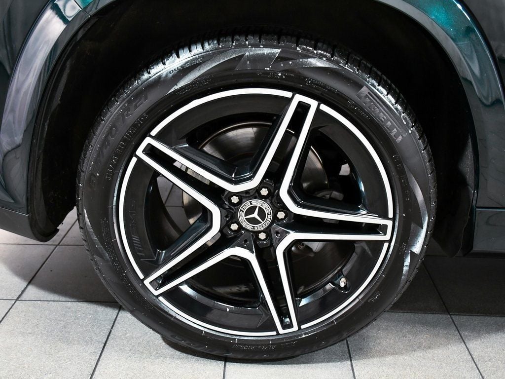 2023 Mercedes Benz GLS 450 4MATIC photo 8