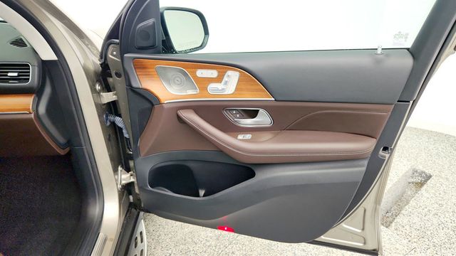 2023 Mercedes-Benz GLS GLS 450 4MATIC SUV w/ Rear Side Airbags & Lit Running Boards - 23022888 - 26