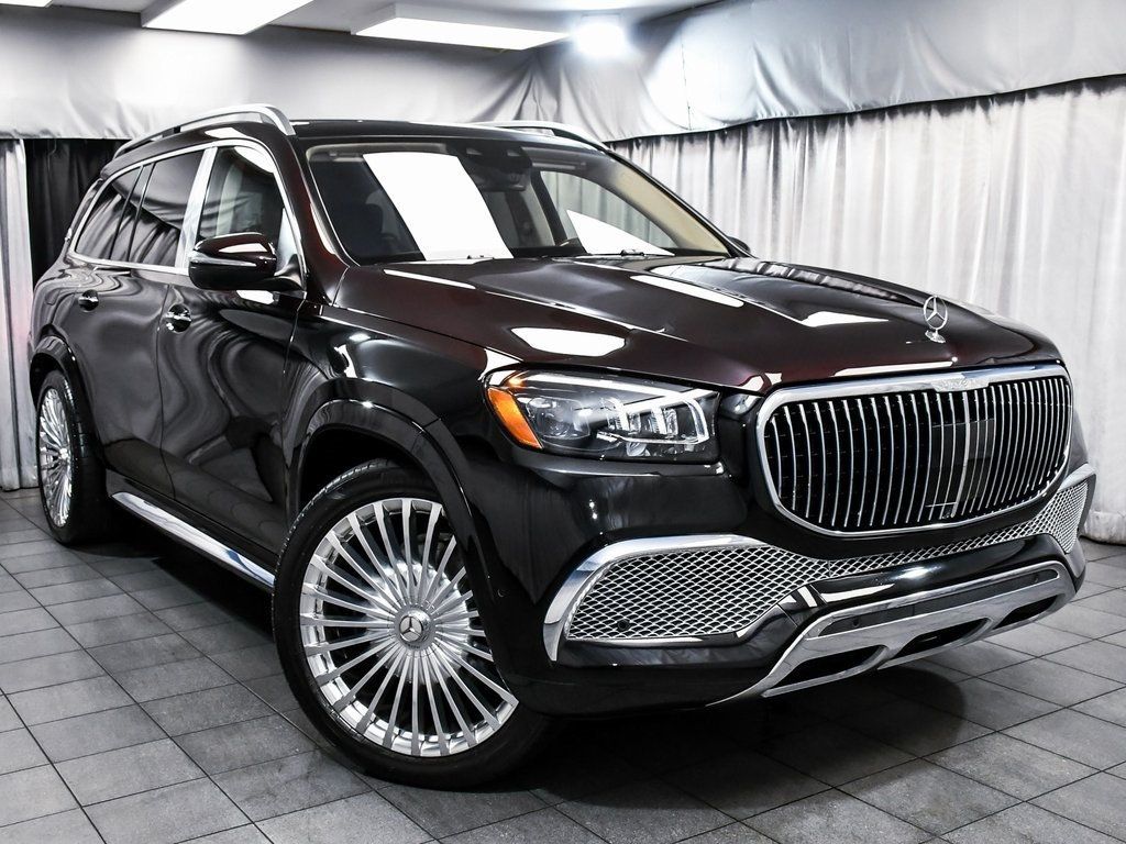 2023 Mercedes Benz GLS Maybach 600 4MATIC photo 3