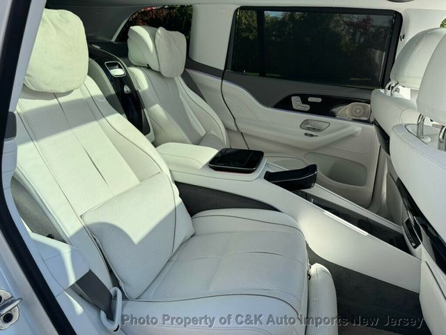 2023 Mercedes-Benz GLS Maybach GLS 600 4MATIC, - 22934123 - 55