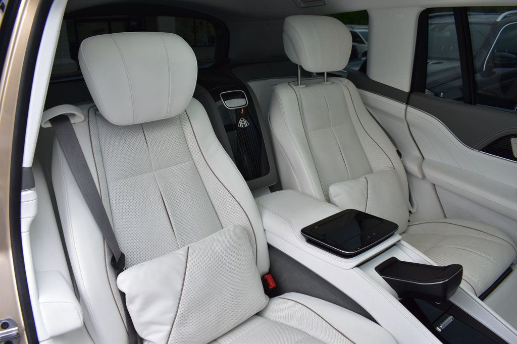 2023 Mercedes Benz GLS Maybach 600 4MATIC photo 22