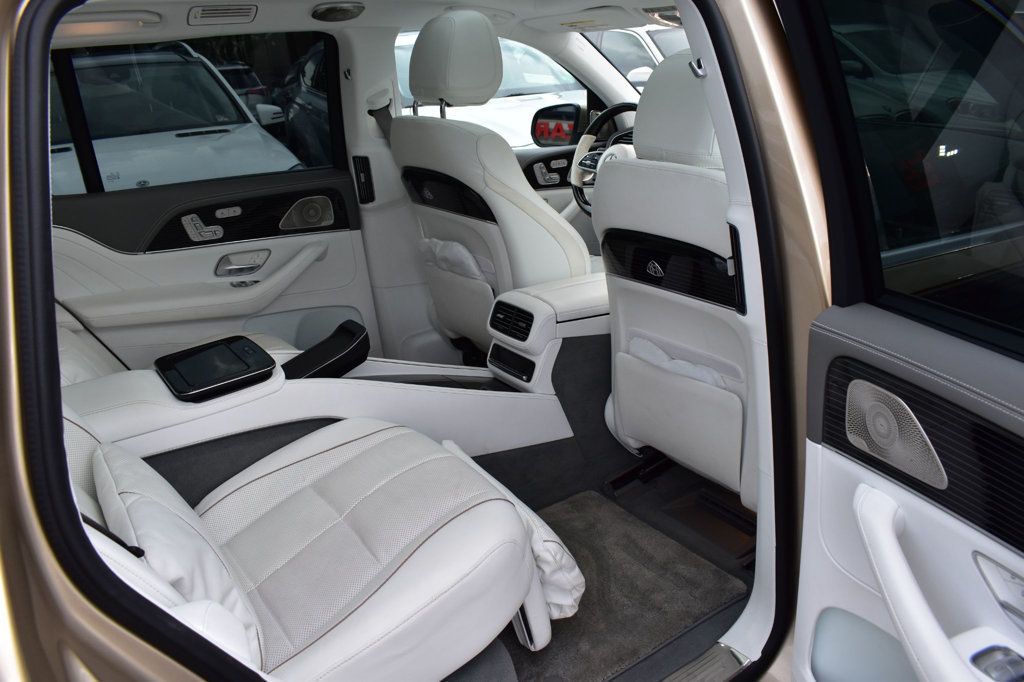 2023 Mercedes Benz GLS Maybach 600 4MATIC photo 23