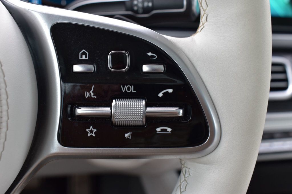 2023 Mercedes Benz GLS Maybach 600 4MATIC photo 30