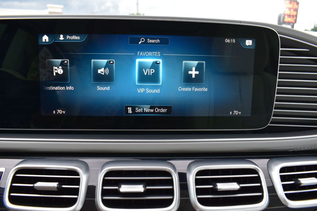 2023 Mercedes Benz GLS Maybach 600 4MATIC photo 47