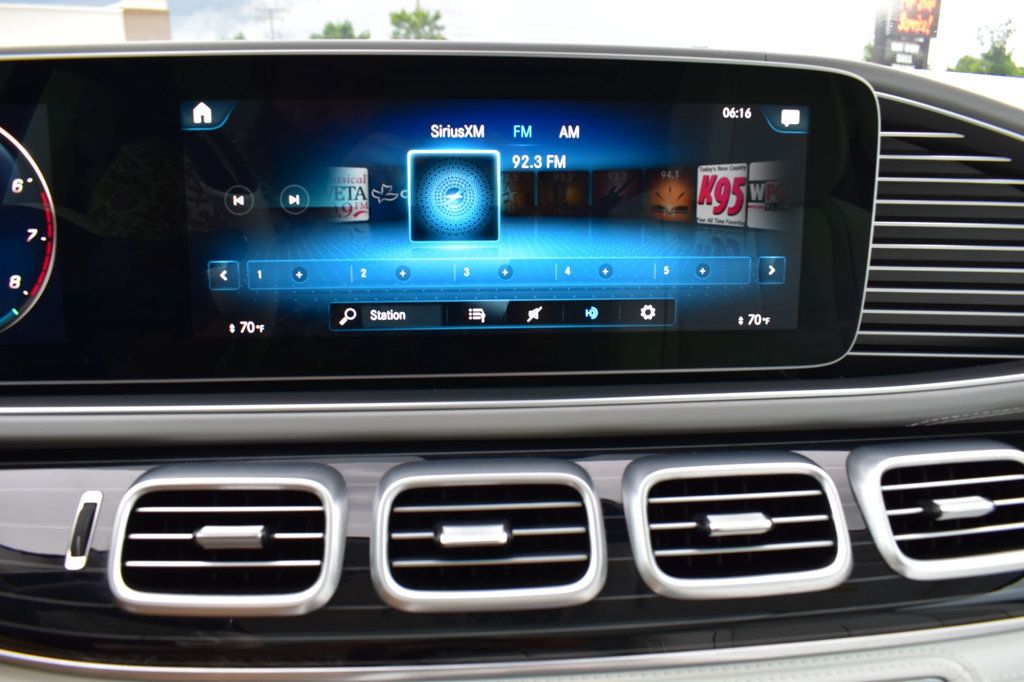 2023 Mercedes Benz GLS Maybach 600 4MATIC photo 51