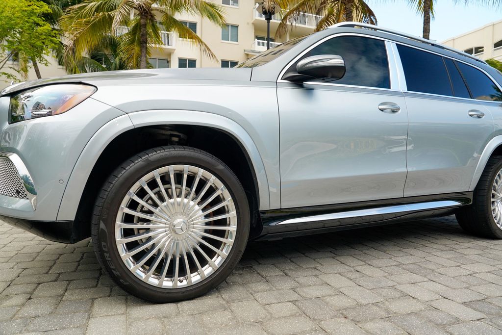 2023 Mercedes-Benz GLS Maybach GLS 600 4MATIC SUV - 23055437 - 11