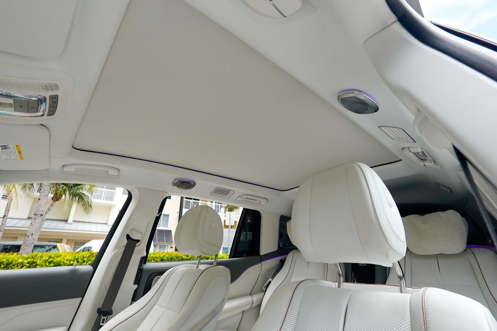 2023 Mercedes-Benz GLS Maybach GLS 600 4MATIC SUV - 23055437 - 70