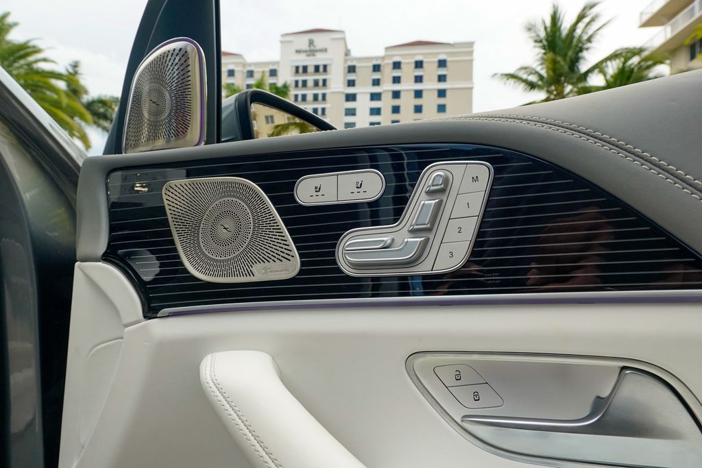 2023 Mercedes-Benz GLS Maybach GLS 600 4MATIC SUV - 23055437 - 86