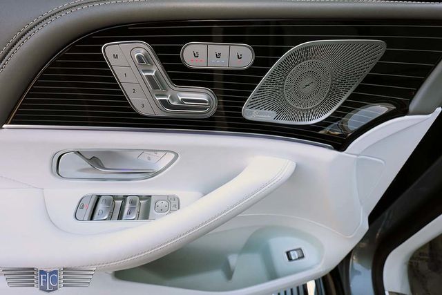 2023 Mercedes-Benz GLS Maybach GLS 600 4MATIC SUV - 22983773 - 16