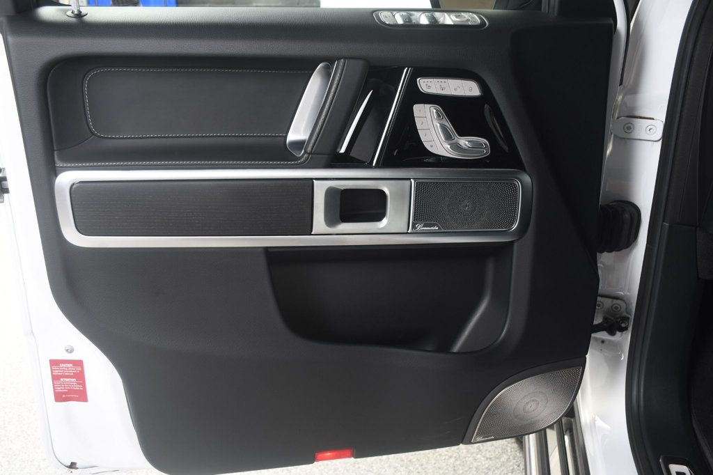 Mercedes-Benz G 550 photo 22