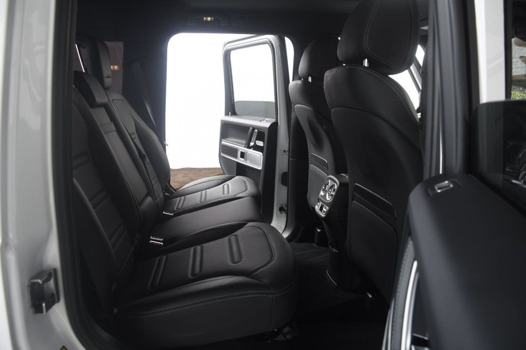 Mercedes-Benz G 550 photo 38
