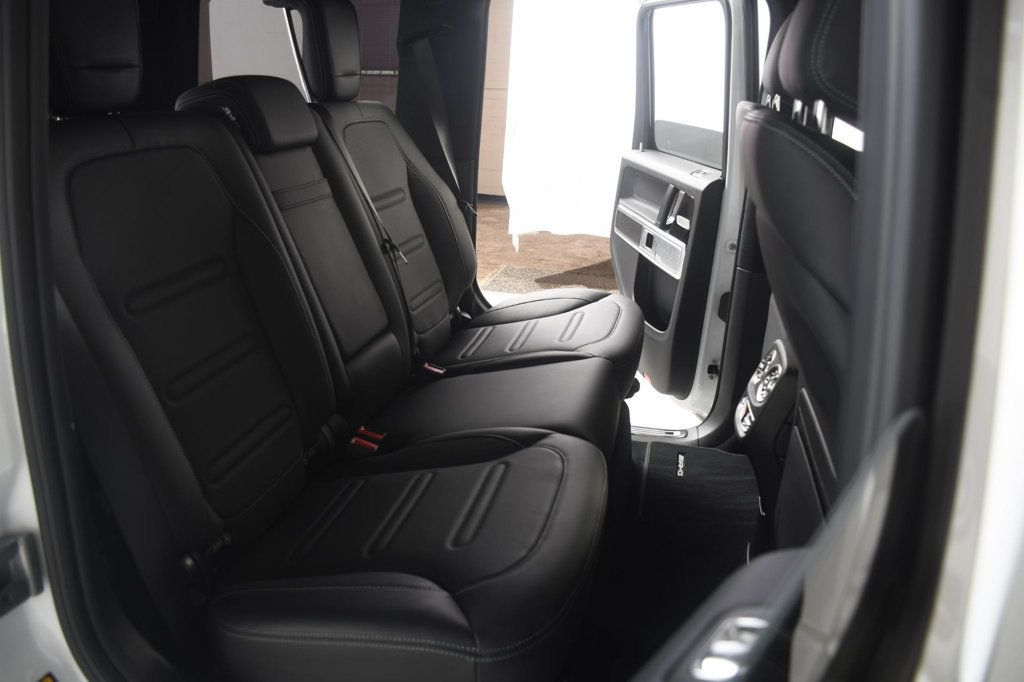 Mercedes-Benz G 550 photo 39