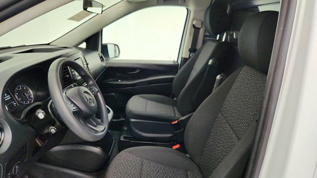 2023 Mercedes-Benz Metris Cargo Van 126'' Wheelbase with Driver Efficiency & Driver Comfort Packages - 22983862 - 19
