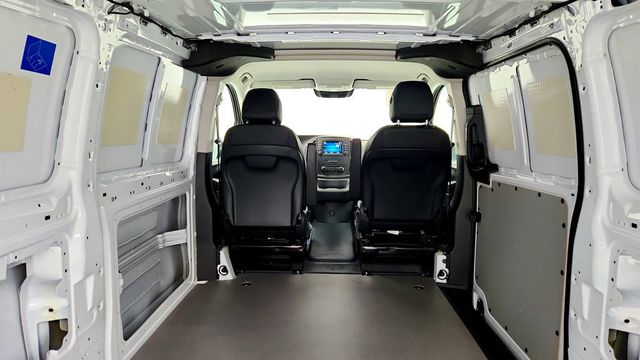 2023 Mercedes-Benz Metris Cargo Van Standard Roof 135'' Wheelbase w/ Safety+ & Cold Weather Packages - 22971284 - 22