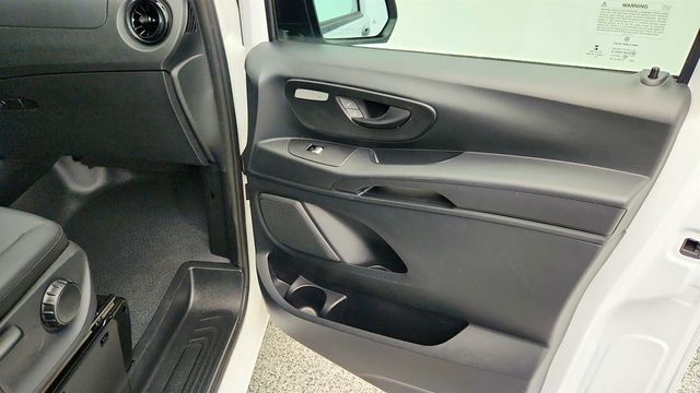 2023 Mercedes-Benz Metris Cargo Van Standard Roof 135'' Wheelbase w/ Safety+ & Cold Weather Packages - 22971284 - 28