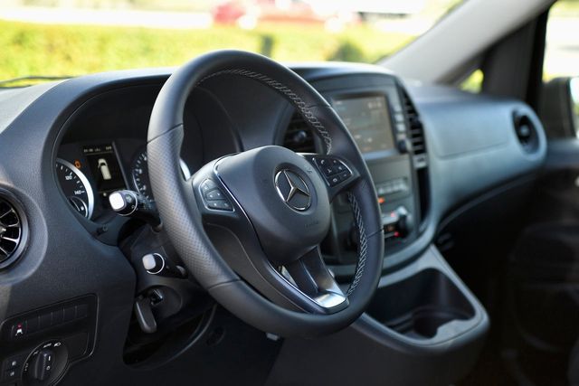 2023 Mercedes-Benz Metris Passenger Van Metris Passenger Van Standard Roof 126" Wheelbase - 22734535 - 27