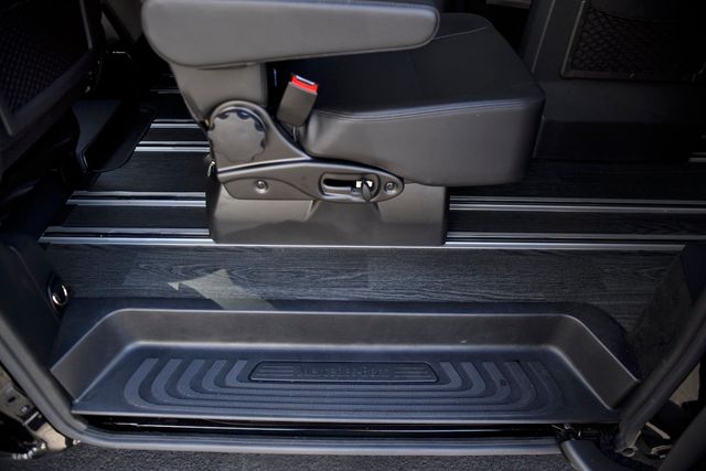 2023 Mercedes-Benz Metris Passenger Van Metris Passenger Van Standard Roof 126" Wheelbase - 22734535 - 31