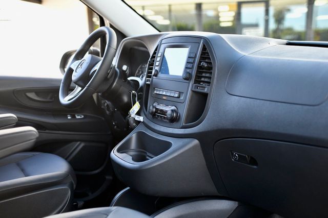 2023 Mercedes-Benz Metris Passenger Van Metris Passenger Van Standard Roof 126" Wheelbase - 22734535 - 38