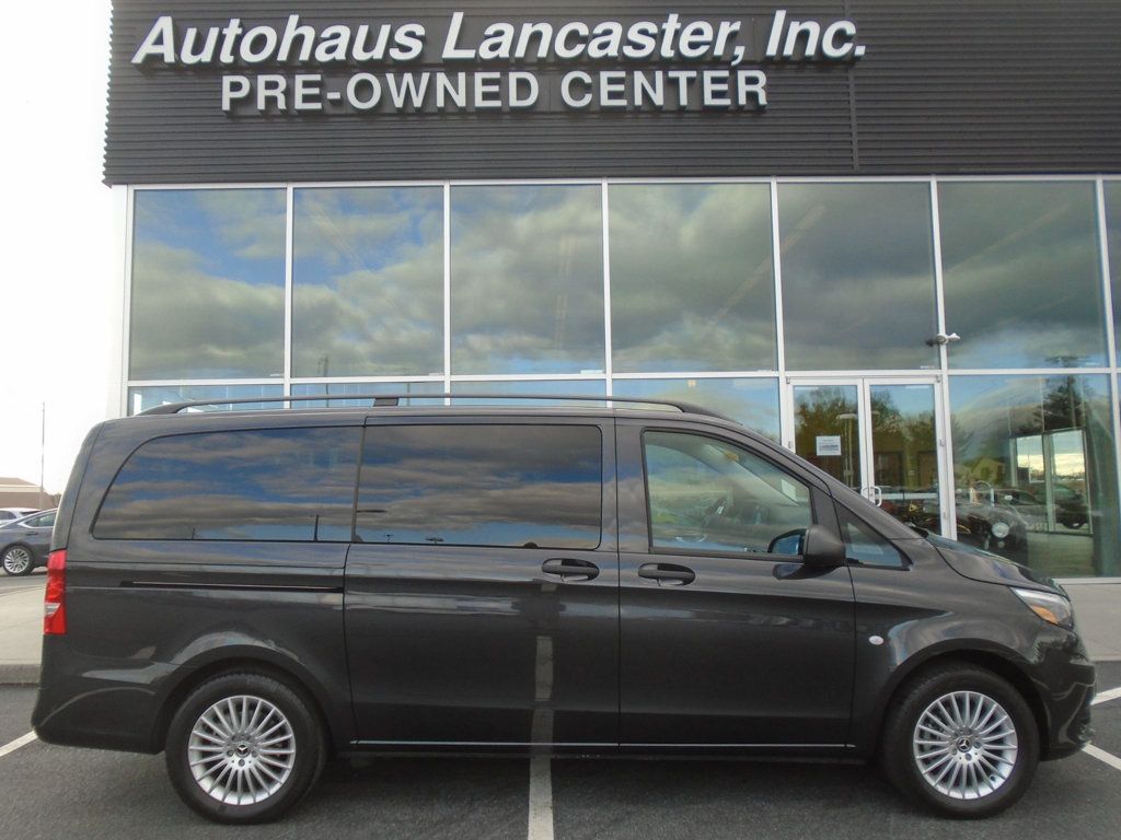 2023 Mercedes-Benz Metris Passenger Van Metris Passenger Van Standard Roof 126" Wheelbase - 22947463 | Video 1