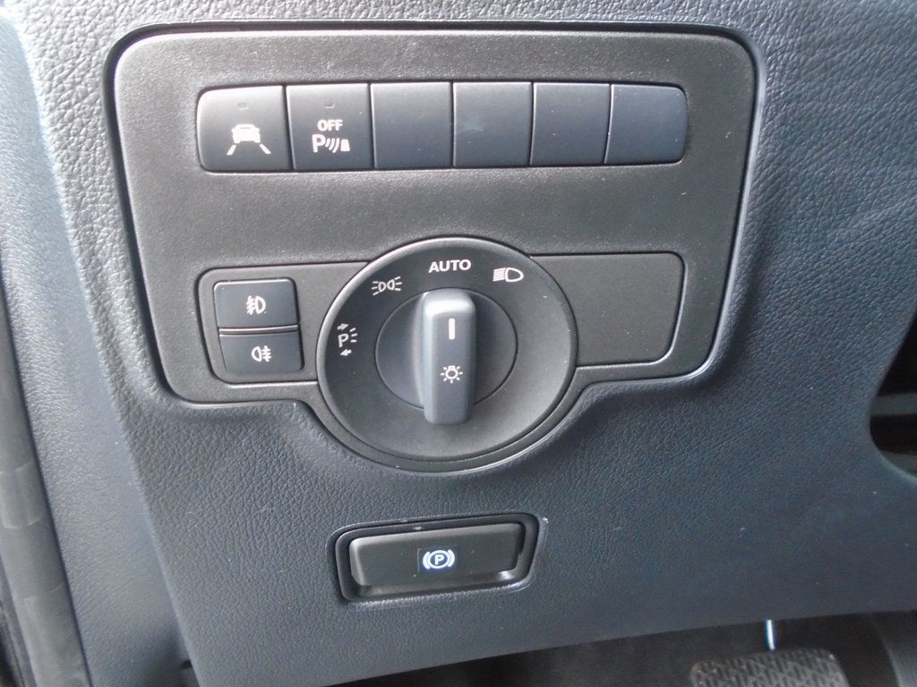 2023 Mercedes-Benz Metris Passenger Van Metris Passenger Van Standard Roof 126" Wheelbase - 22947463 - 11