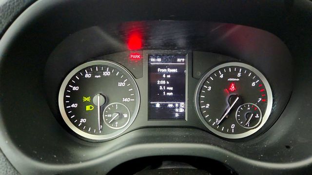 2023 Mercedes-Benz Metris Passenger Van Standard Roof 126'' Wheelbase w/ Premium Safety & Electric Door - 22966693 - 11