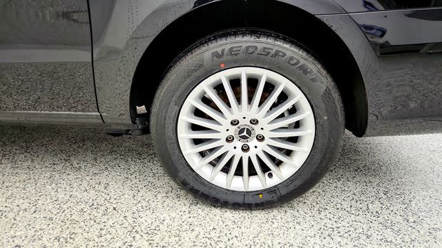 2023 Mercedes-Benz Metris Passenger Van Standard Roof 126'' Wheelbase w/ Premium Safety & Electric Door - 22966693 - 8