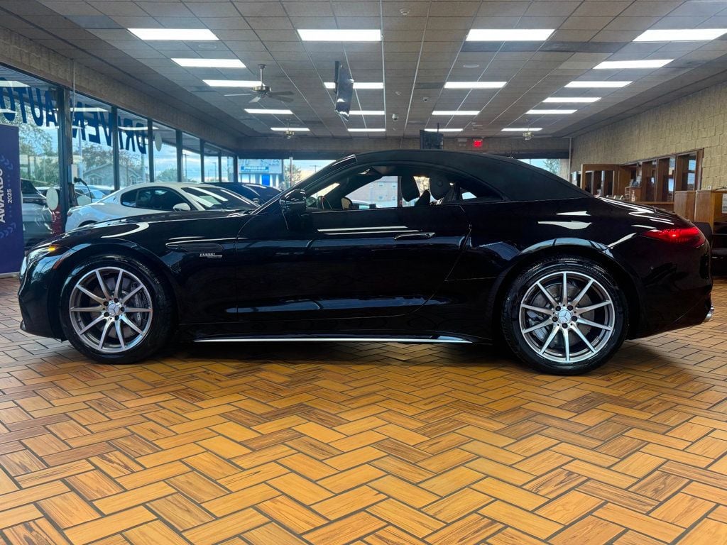 2023 Mercedes Benz SL AMG 43 photo 10
