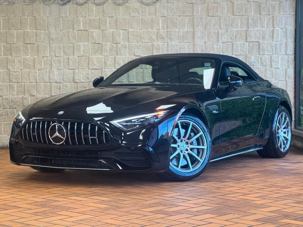 2023 Mercedes Benz SL AMG 43 photo 3