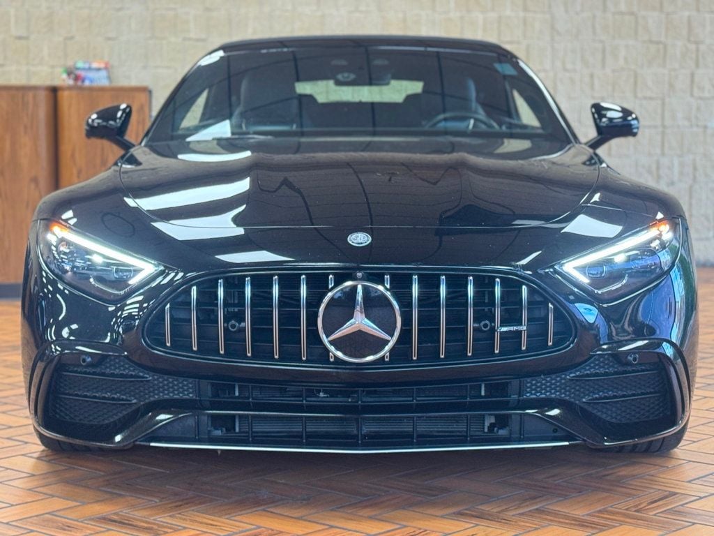 2023 Mercedes Benz SL AMG 43 photo 4