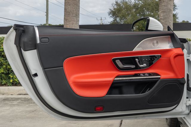 2023 Mercedes-Benz SL AMG SL 43 Roadster - 22991792 - 25