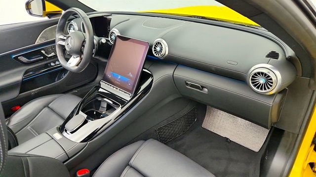 2023 Mercedes-Benz SL AMG SL 43 Roadster with Load Compartment Package - 22974301 - 23