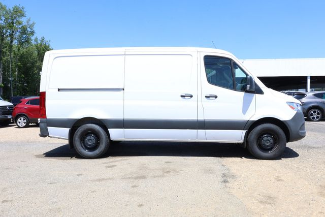 2023 Mercedes-Benz Sprinter Cargo Van 1500 Standard Roof I4 Gas 144'' RWD w/ Driver Convenience Pkg - 23029926 - 5