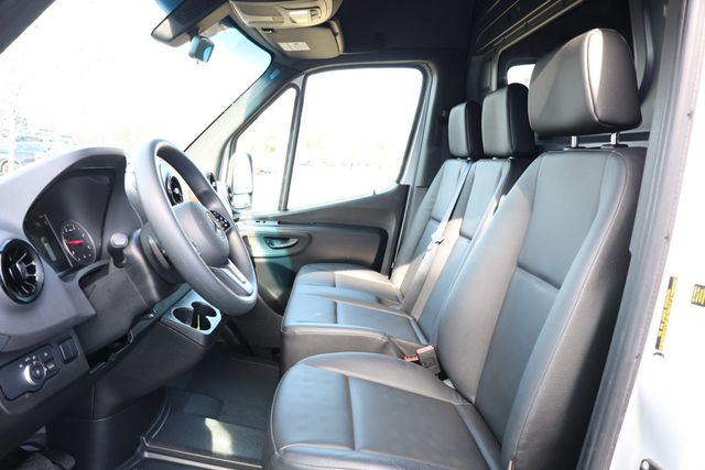 2023 Mercedes-Benz Sprinter Cargo Van 2500 High Roof I4 Diesel HO 144'' w/ Alloy Wheels & Parking Pkg. - 22947915 - 15