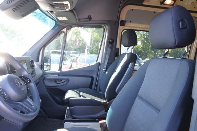 2023 Mercedes-Benz Sprinter Cargo Van 2500 High Roof I4 Diesel HO 170'' RWD w/ Premium Pkg - 23082484 - 18