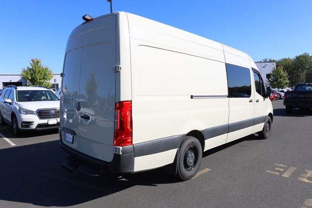 2023 Mercedes-Benz Sprinter Cargo Van 2500 High Roof I4 Diesel HO 170'' RWD w/ Premium Pkg - 23082484 - 4