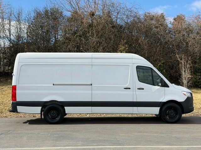 2023 Mercedes-Benz Sprinter Cargo Van 2500 High Roof I4 Gas 170" RWD - 22984220 - 9