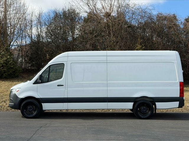 2023 Mercedes-Benz Sprinter Cargo Van 2500 High Roof I4 Gas 170" RWD - 22984220 - 2